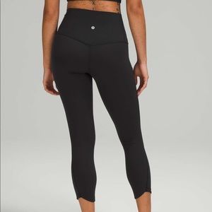 Black Lululemon Mid-Rise Yoga Crop 23"